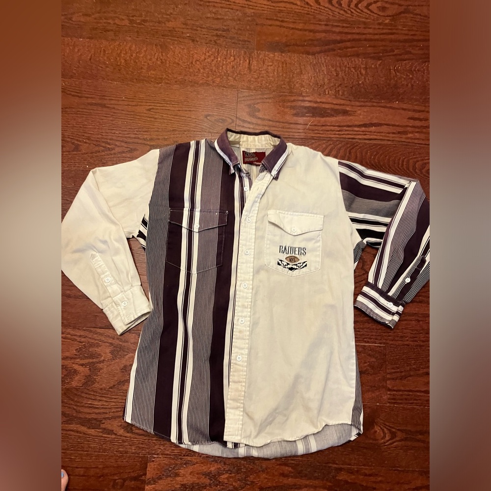 Vintage NFL by Karman RAIDERS button down striped shirt men’s medium